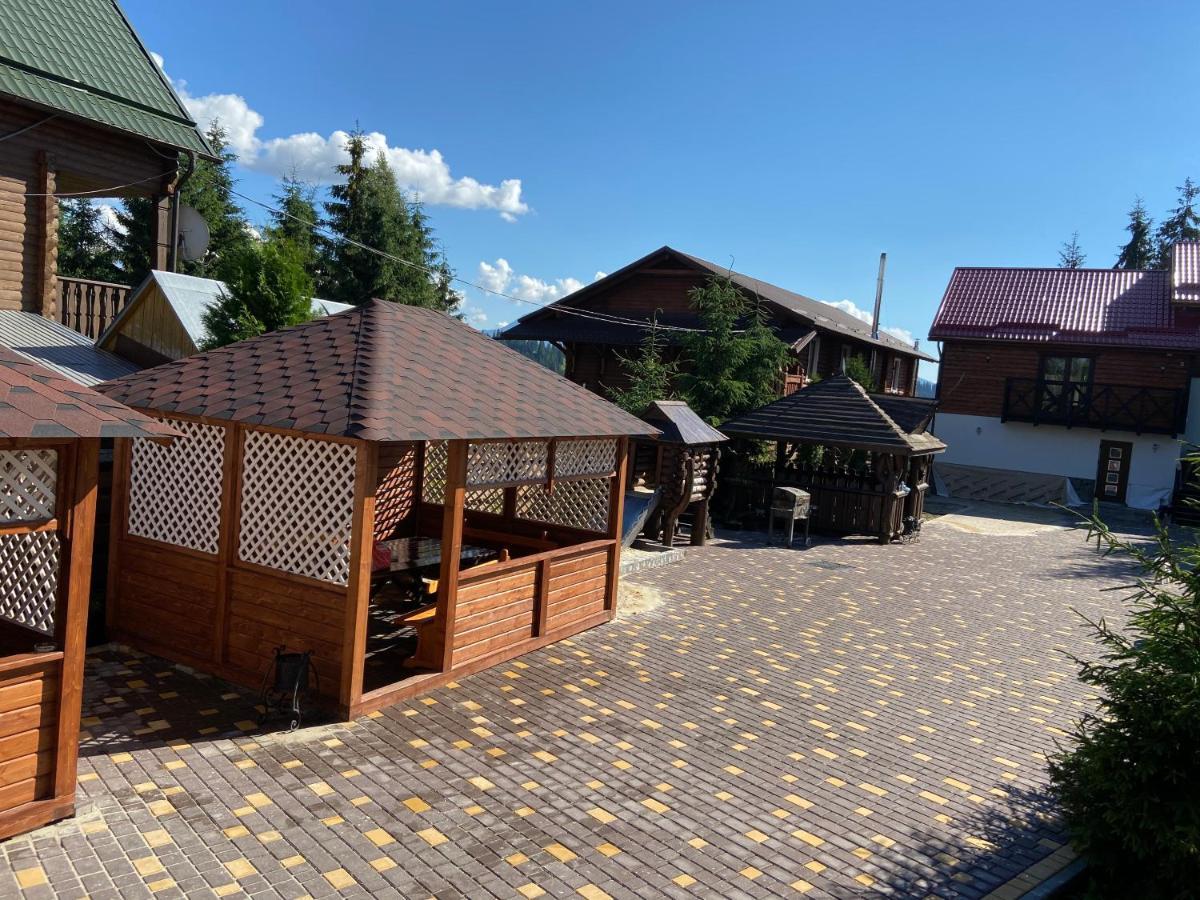 Hotel Panorama Karpat à Yablunytsya Extérieur photo