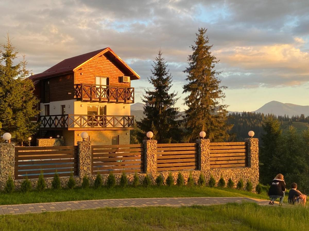 Hotel Panorama Karpat à Yablunytsya Extérieur photo