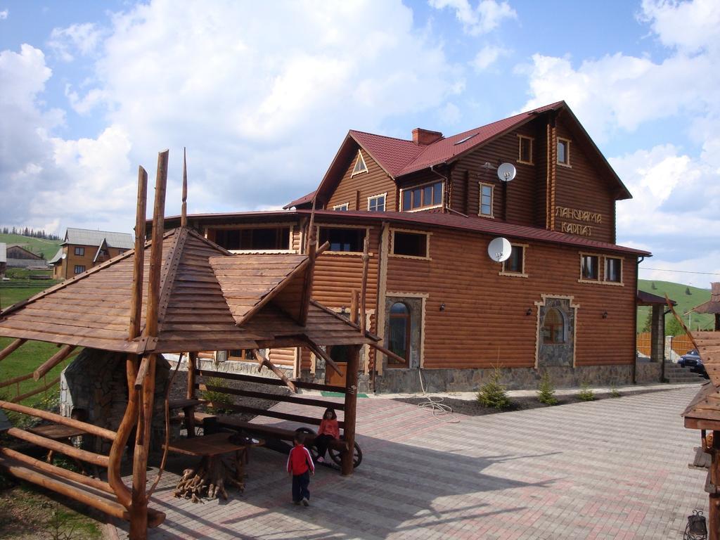Hotel Panorama Karpat à Yablunytsya Extérieur photo