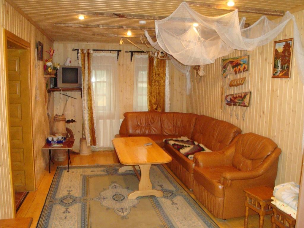 Hotel Panorama Karpat à Yablunytsya Extérieur photo